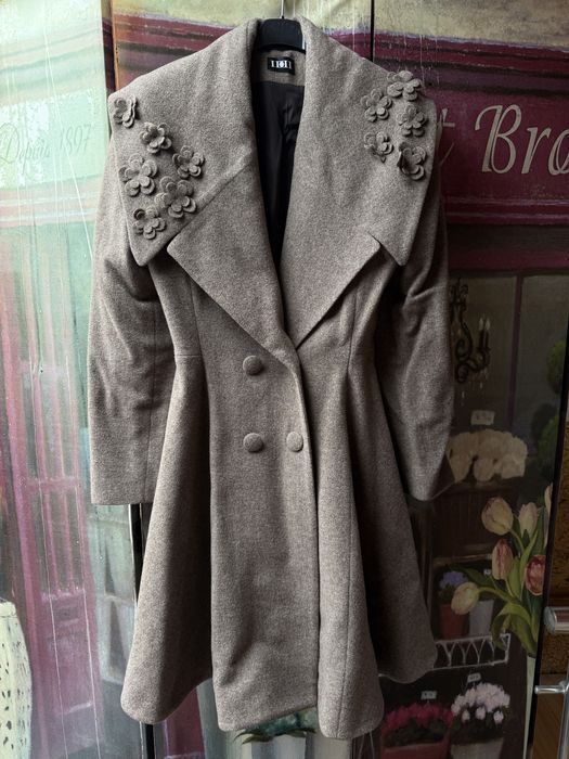 Кафяво палто IDDI