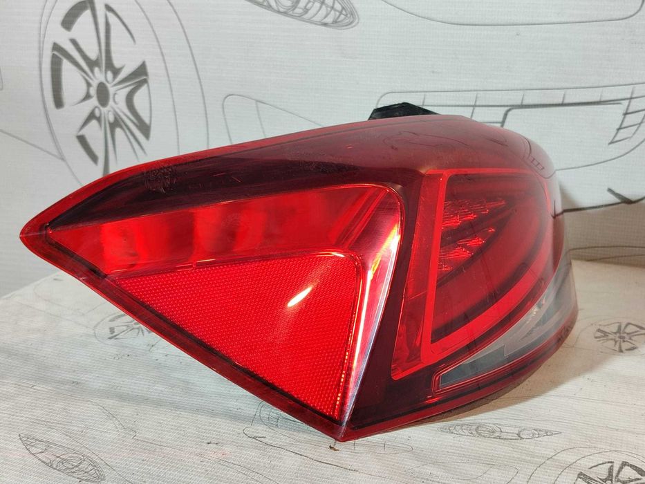 Stop aripă spate stânga Hatchback Seat Ibiza V KJ 2018 1.0 Benzină Cod OEM: 5F0945207C (5G3)