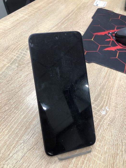 Смартфон Poco m6 256gb а4