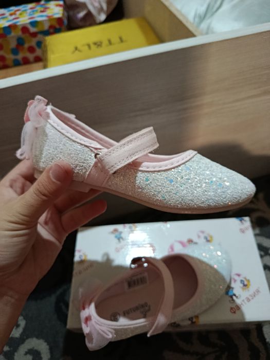Детские туфельки новые