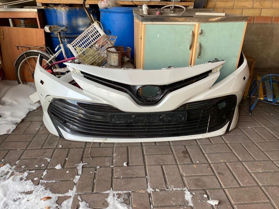 Бампер Тойта камри 70