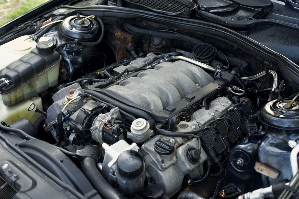 motor mercedes 5.0 306cp m113 alternator racire apa galerie admisie ac