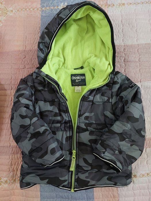 Детские зимние куртки.