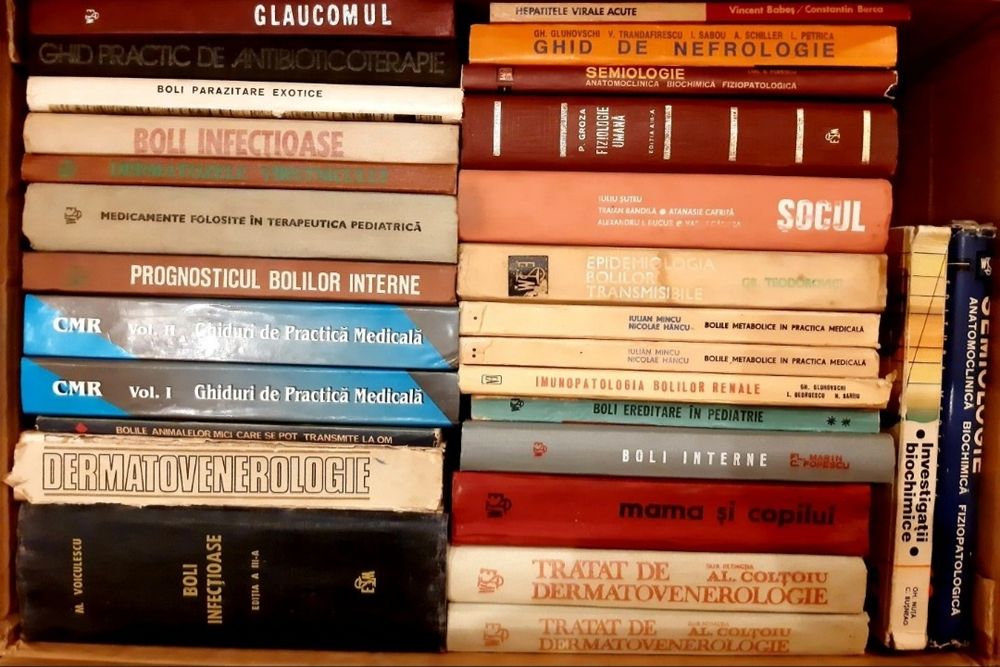 Carti medicina stare foarte buna