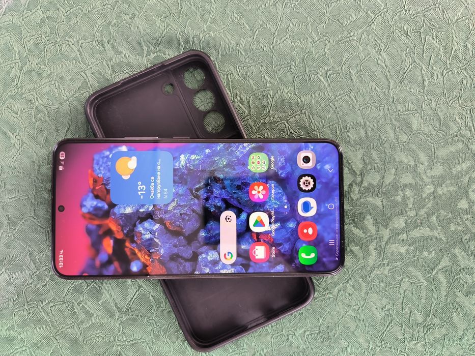 Samsung s22 plus. Отличен!