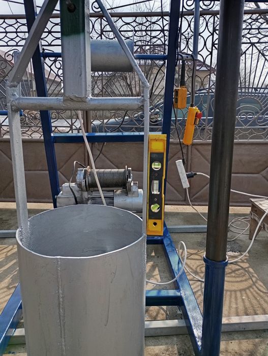 Instalatie de foraj puțuri electric