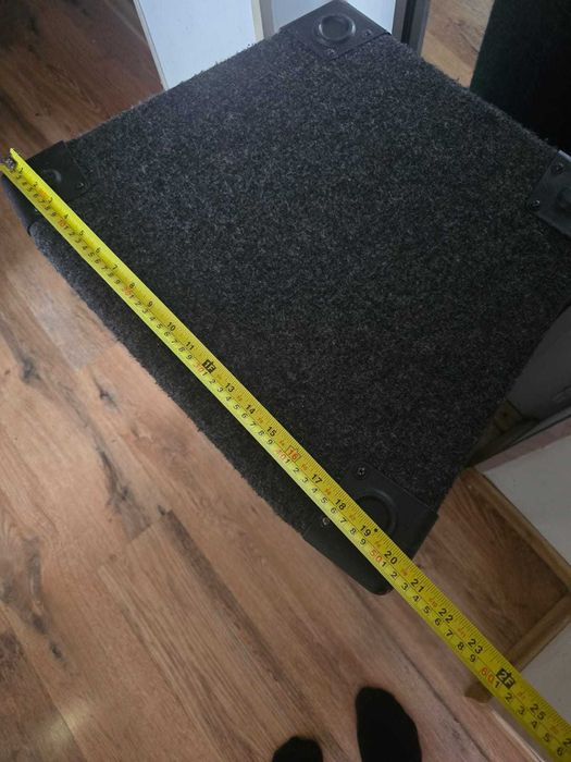 Vând Boxă BEHRINGER Eurolive B1520