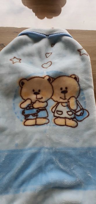 Ново бебешко одеяло което става и чувалче