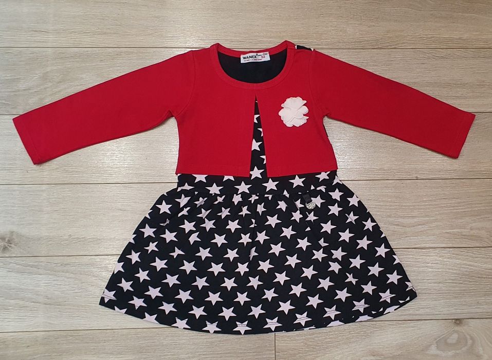 Платья на девочку.