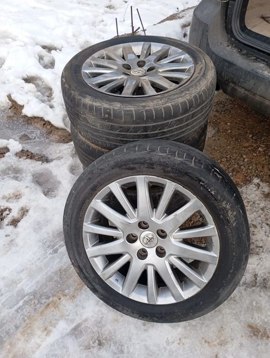 Продам диски оригинал R17