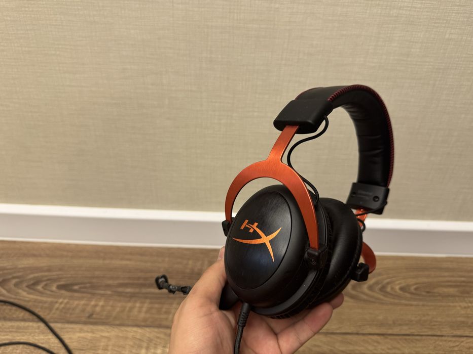Игровые наушники HyperX Cloud