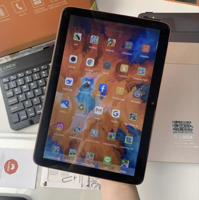 Планшет - ноутбук 17 pro max