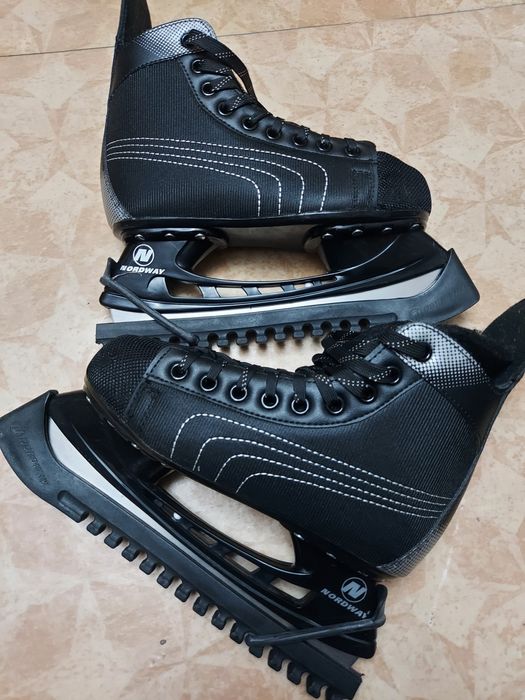 Продам Коньки 38 р-р