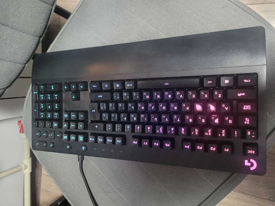 Logitech G213 Клавиатура