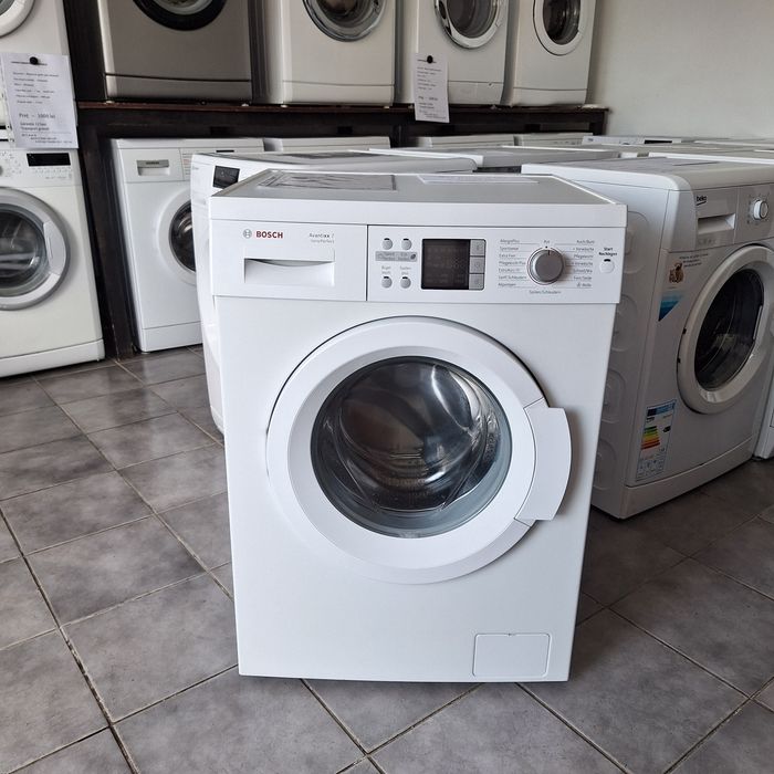 Ɓosch / capacitate kg 8 kg. Impecabilă.