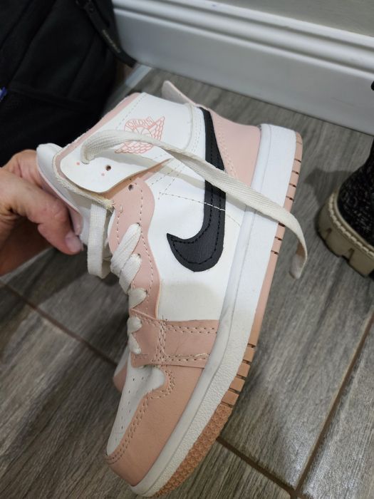 Продам ботинки для девочки