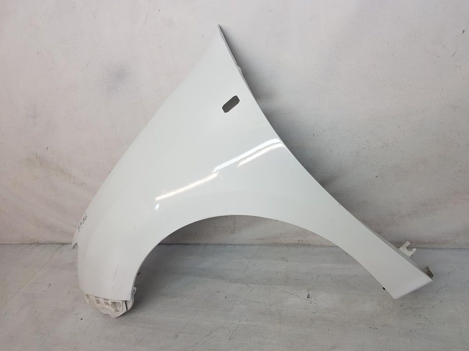 Aripa stanga fata Dacia Logan 2 Sandero 2 dupa 2012