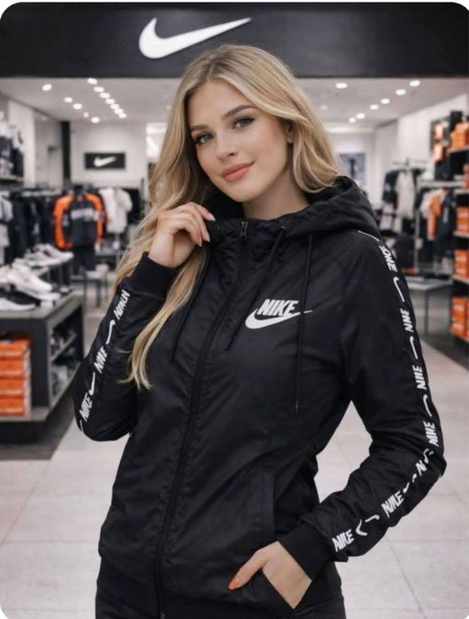 Дамски и мъжки спортни якета