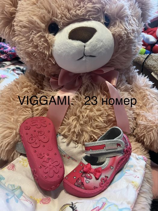 Пантофи 22н.,23н.  7€чифт