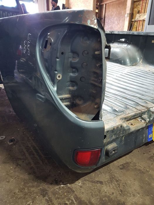 Bena Mitsubishi L200 2006 - 2010 VERDE (653) MODEL LUNG