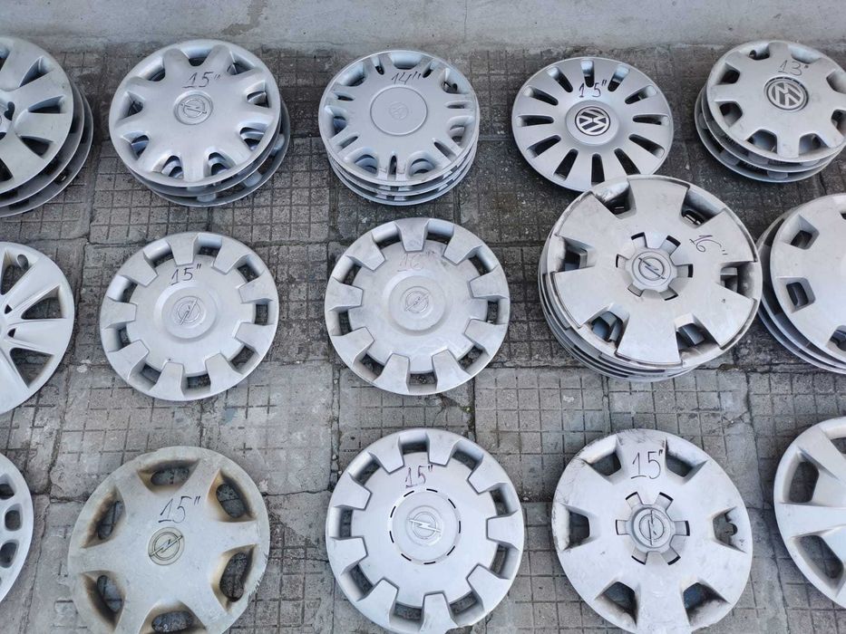 Тасове на бройка тазове и комплекти