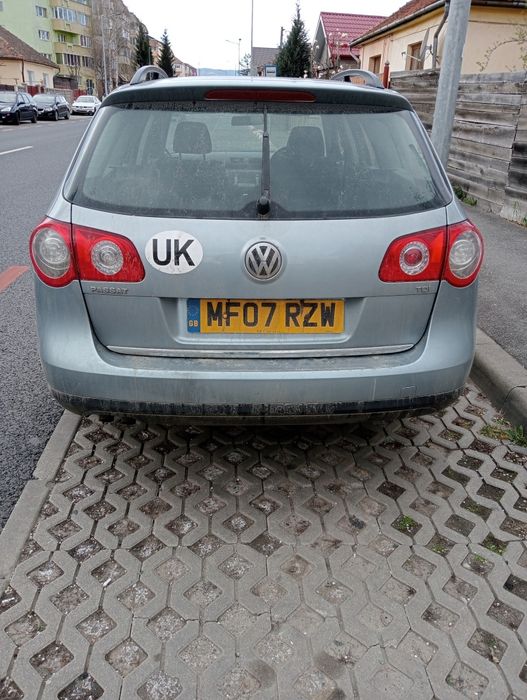 Dezmembrez wv passat 1.9 motorină din 2009 program luni vineri 9-17