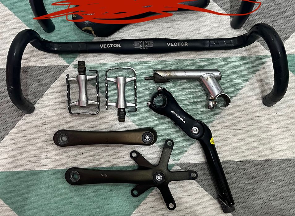 Продам запчасти на фикс