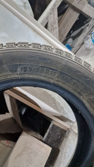 Продам шипованную резину