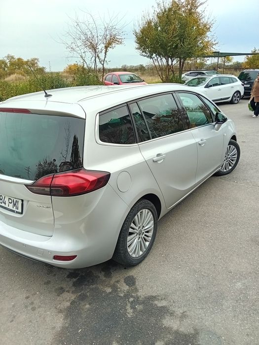 Opel zafira c tourer
