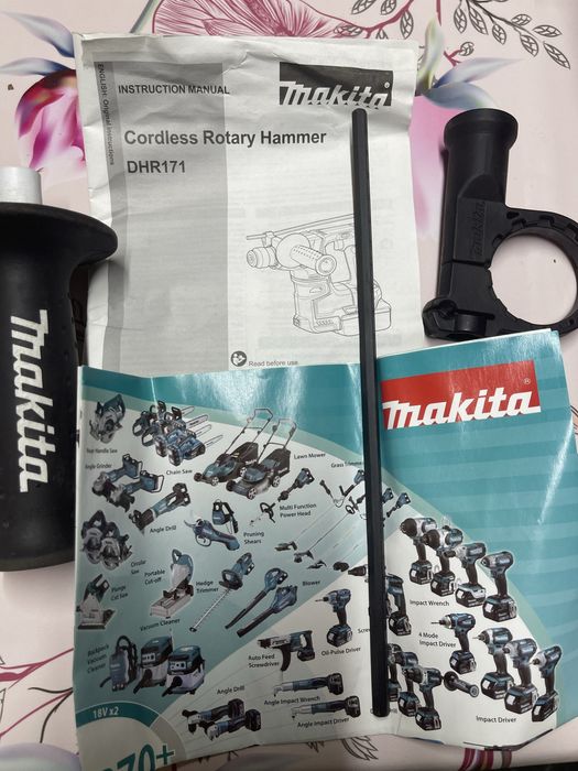 Vand sau Schimb Makita DHR171Z ciocan rotoper. cu rindea Dewalt 18