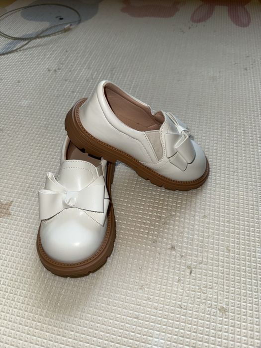 Детски обувки за момиче