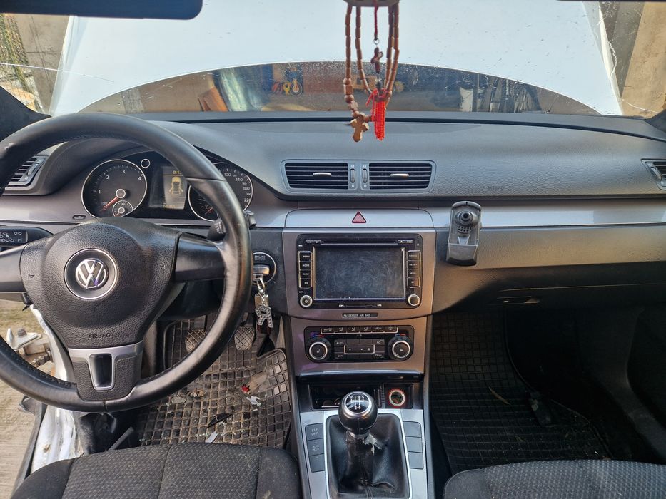 VOLKSWAGEN Passat 2010 — imagine 3