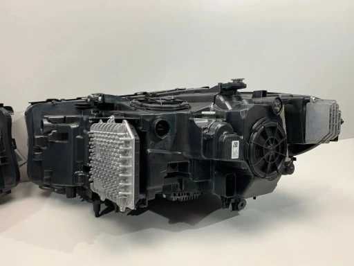 Bmw 5 G30 G31 far stanga dreapta faruri full led adaptiv adaptive led