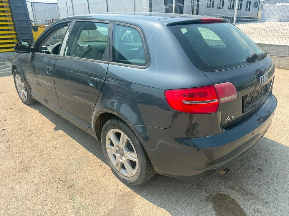 Dezmembrez Audi a3 facelift Gri - lz7h 2009 1.6 bse volan stanga 185.000 km