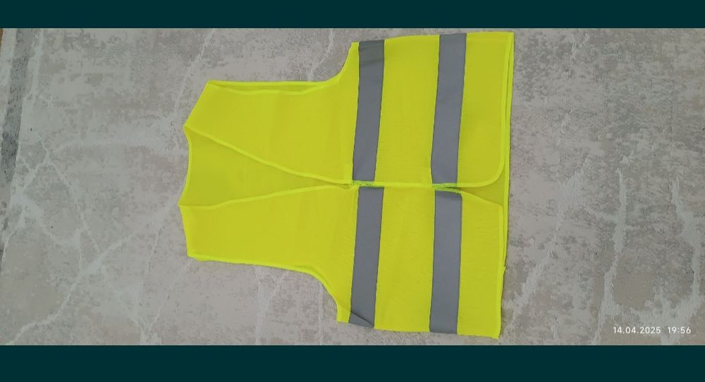 Жилеты, специальные одежды