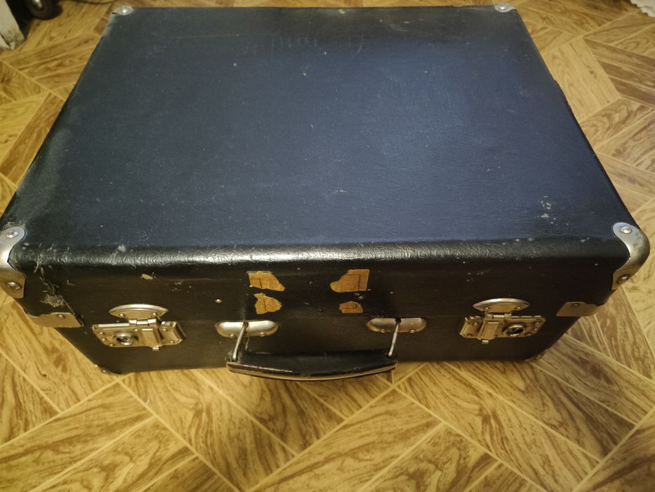 Баян Тульский в чехле.