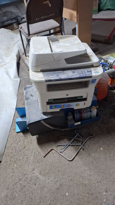 Продам принтера работаю или нет я не знаю
