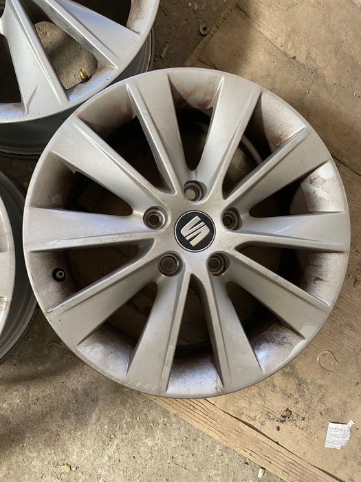 Janta Seat Leon pe 16