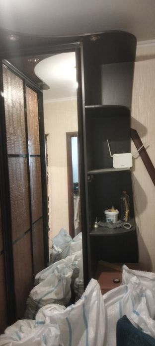 Прихожия  продам