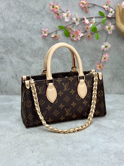 Genti Louis Vuitton noi