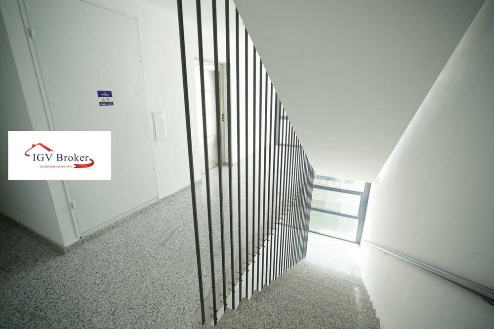 Продава се Четиристаен апартамент в София, Горубляне - 134 кв.м за 2314 €/кв.м - Снимка #9