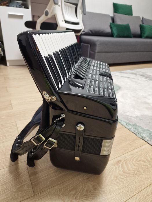 Vand acordeon italian Paganini