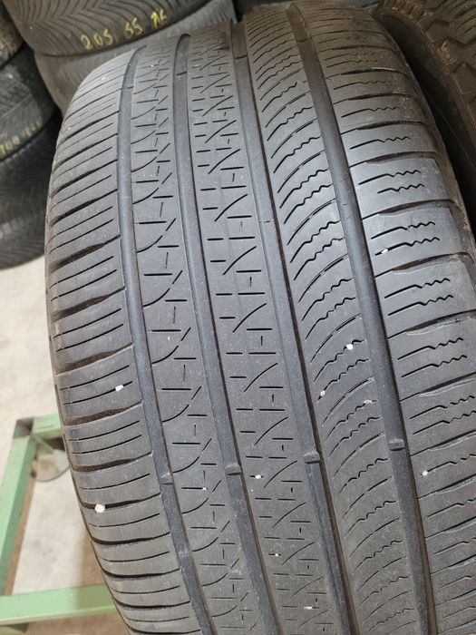 2 Anvelope de vară  275 40 r22 Pirelii