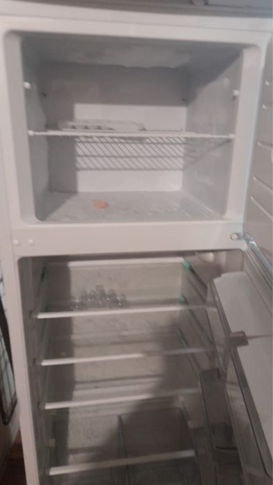 Холодильник в хорошем состоянии