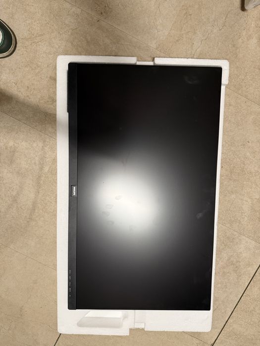 Monitor 27” Philips