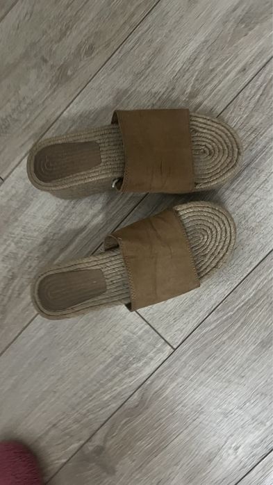 Тапочки пляжные