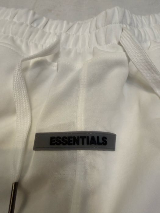 Compleu Essentials Fear Of God