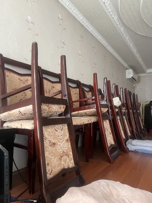 стол стулья деревянные