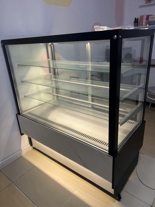 витринный холодильник