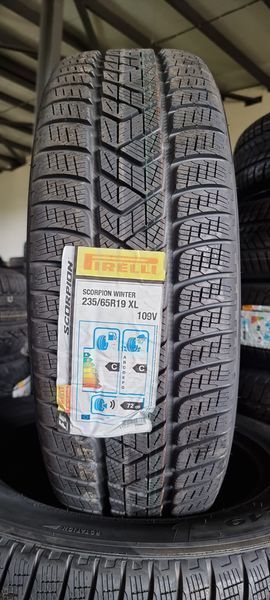 235/65/19 PIRELLI 4бр